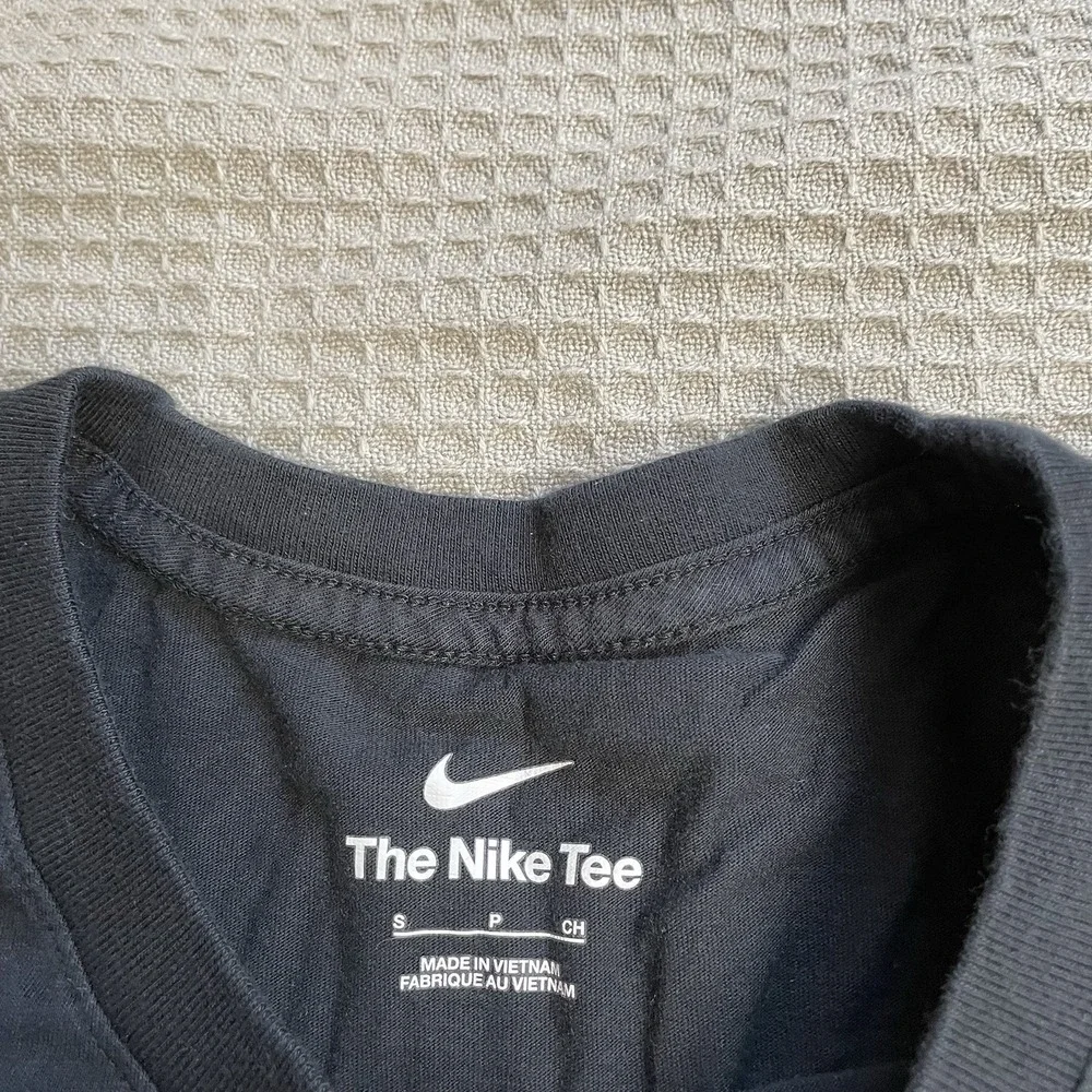 Virginia Tech Long Sleeve Tee Shirt Small Adult The Nike Tee Black Cotton